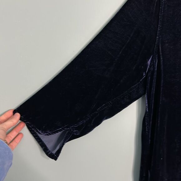 CP Shades Halle Dress Crushed Velvet Navy - Picture 5 of 8